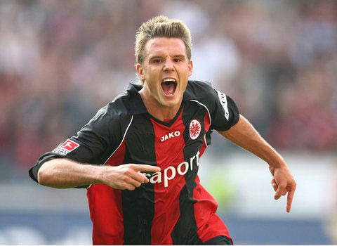 他一直肩负 他一直肩负